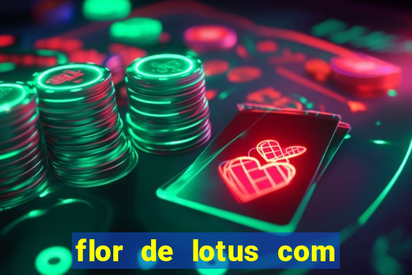 flor de lotus com lua tatuagem